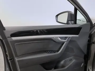 VW Touareg 3.0 TDI  Luft  el. Klappe  AHK  Alu 19