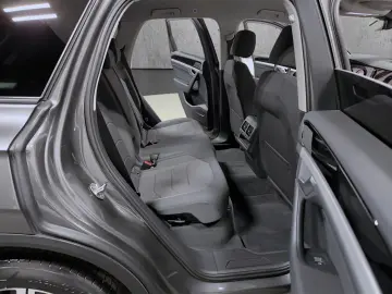 VW Touareg 3.0 TDI  Luft  el. Klappe  AHK  Alu 19