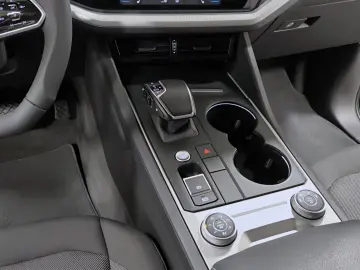 VW Touareg 3.0 TDI  Luft  el. Klappe  AHK  Alu 19