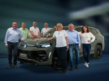 VW Touareg 3.0 TDI  Luft  el. Klappe  AHK  Alu 19