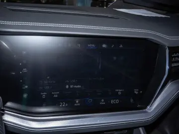 VW Touareg 3.0 V6 TSI R eHybrid 4M Pano AHK Kamera