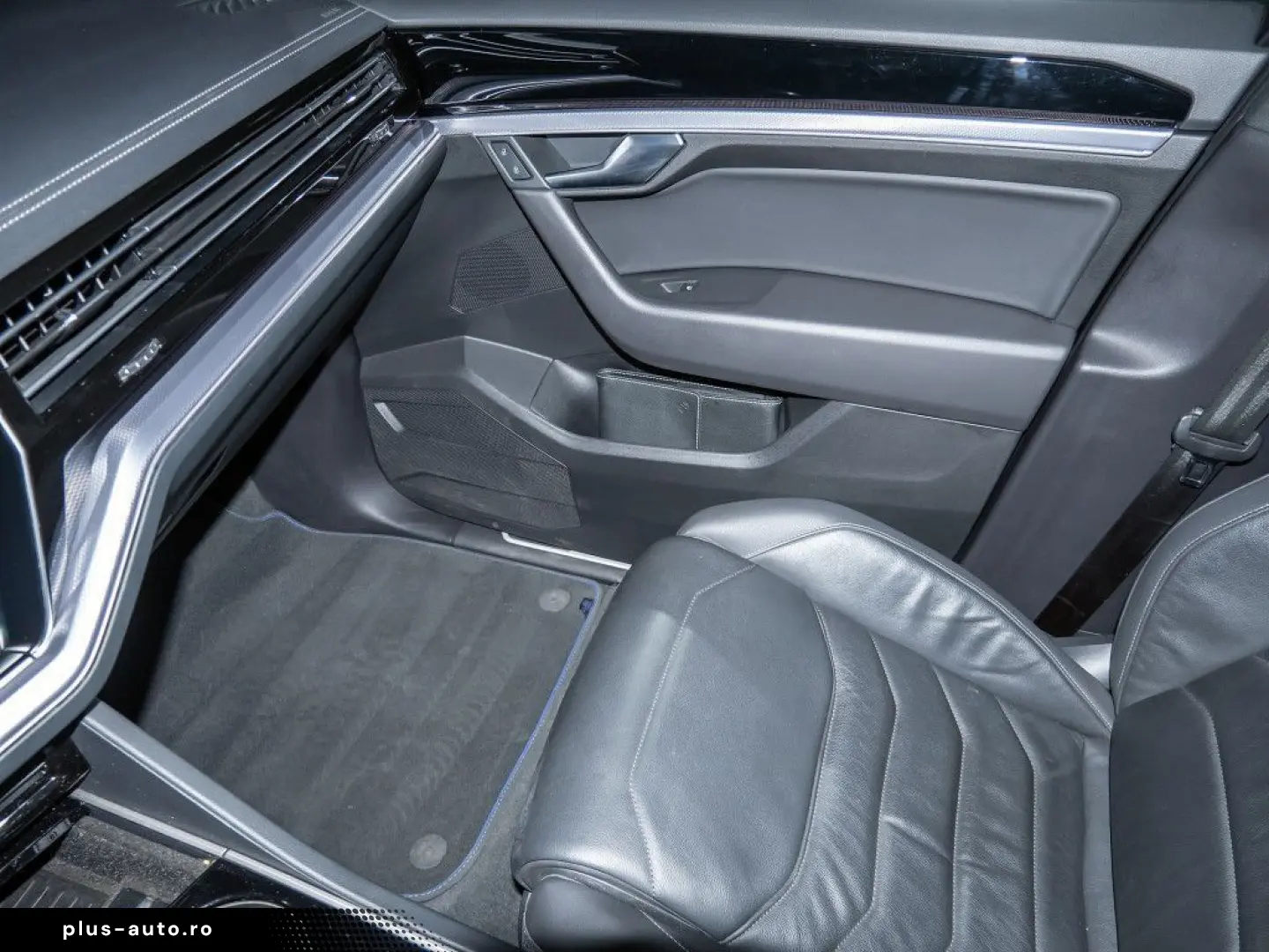 VW Touareg 3.0 V6 TSI R eHybrid 4M Pano AHK Kamera