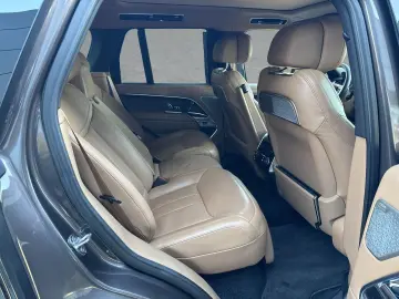 LAND ROVER Range Rover SWB 4.4 Benzin P530 Autobiography