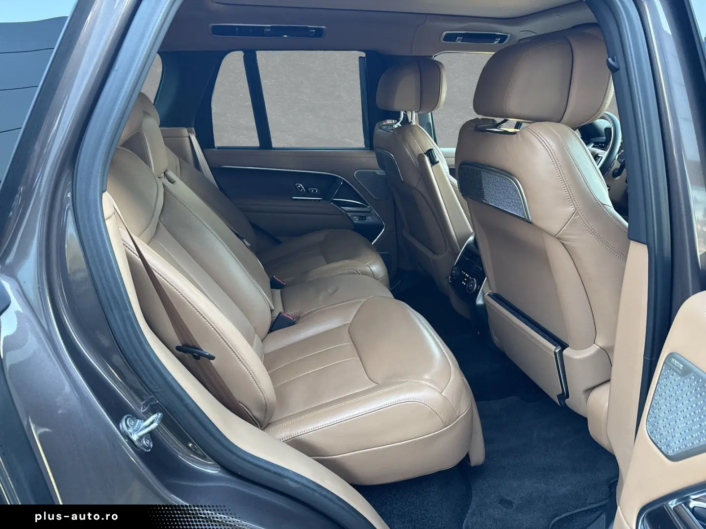 LAND ROVER Range Rover SWB 4.4 Benzin P530 Autobiography