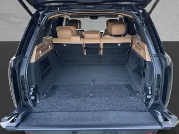 LAND ROVER Range Rover SWB 4.4 Benzin P530 Autobiography