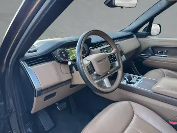 LAND ROVER Range Rover SWB 4.4 Benzin P530 Autobiography