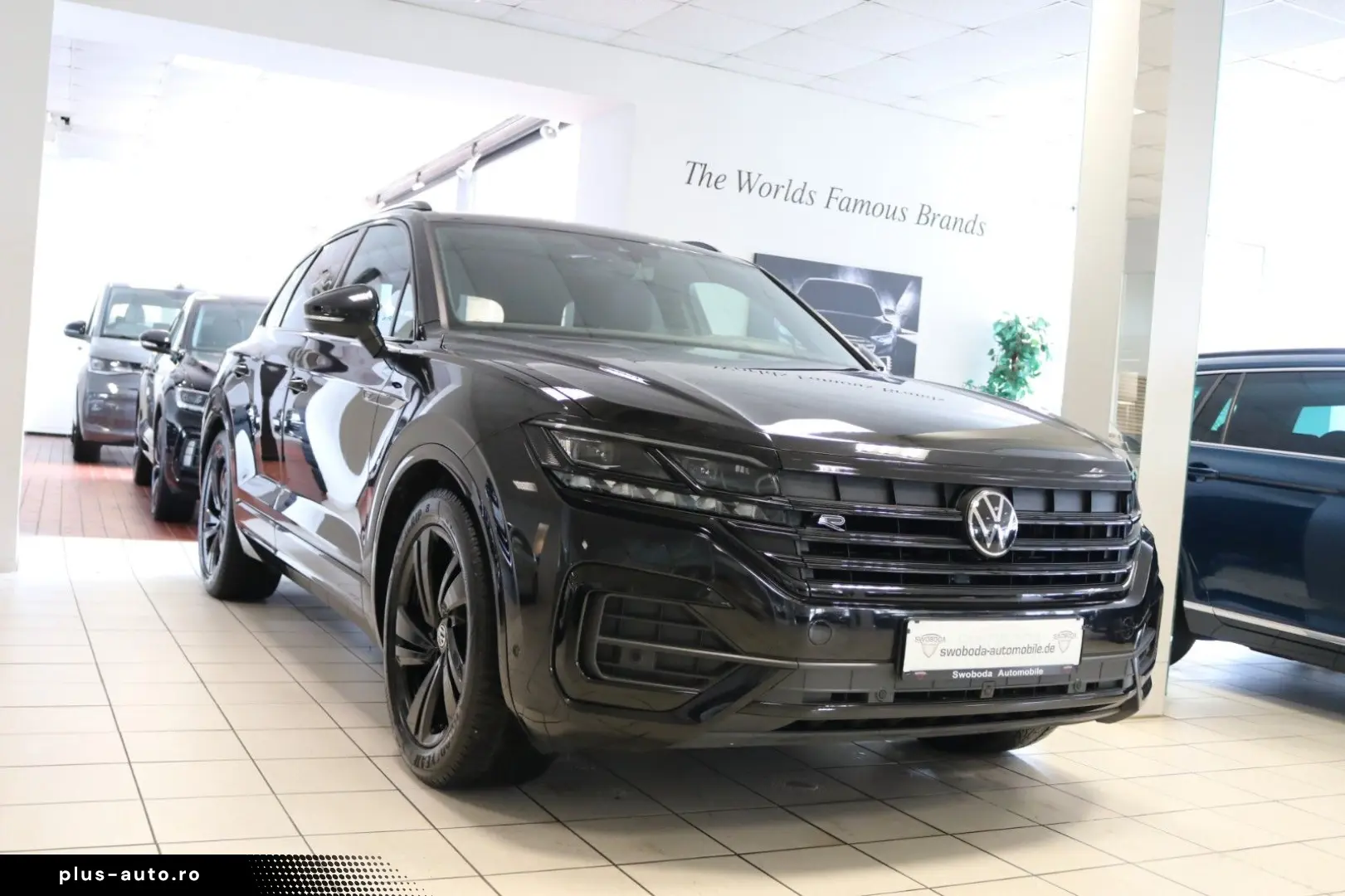 VW Touareg R-Line Black Style Luft AHK Matrix HUD