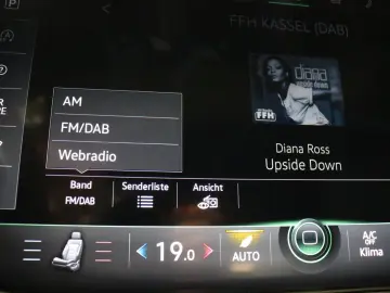 VW Touareg R-Line Black Style Luft AHK Matrix HUD