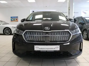 SKODA Enyaq 4x4 WP AHK Kamera STHZ Pano Virtual