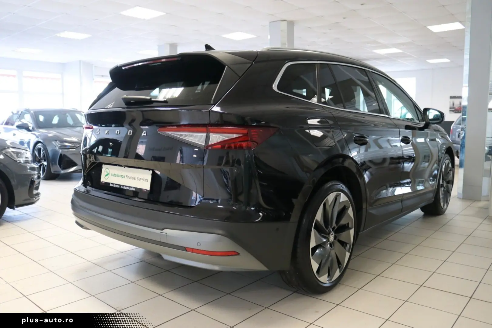 SKODA Enyaq 4x4 WP AHK Kamera STHZ Pano Virtual
