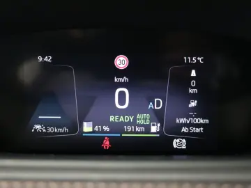 SKODA Enyaq 4x4 WP AHK Kamera STHZ Pano Virtual