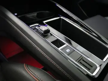 SKODA Enyaq 4x4 WP AHK Kamera STHZ Pano Virtual