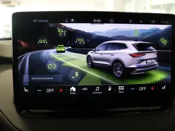 SKODA Enyaq 4x4 WP AHK Kamera STHZ Pano Virtual