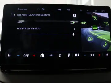 SKODA Enyaq 4x4 WP AHK Kamera STHZ Pano Virtual