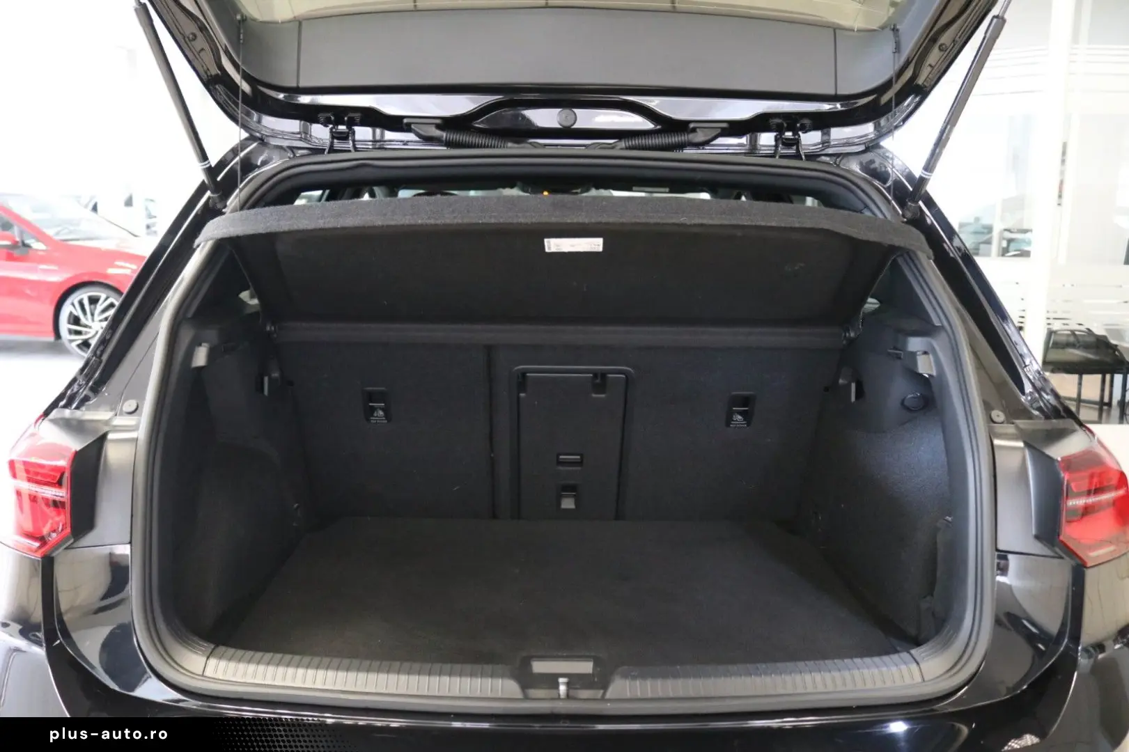 VW Golf VIII GTI Clubsport Black Style HUD Pano