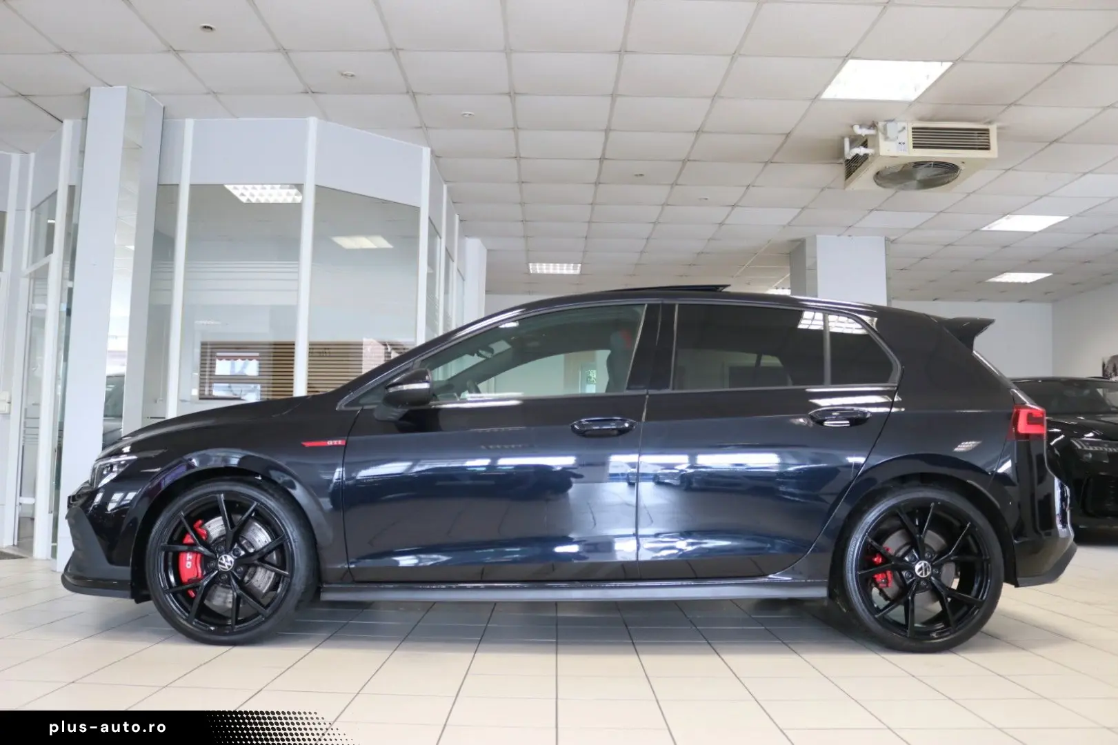 VW Golf VIII GTI Clubsport Black Style HUD Pano