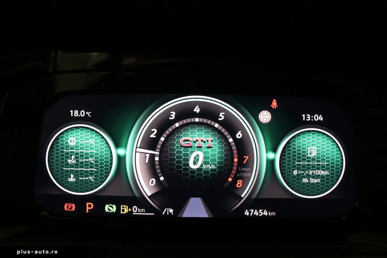 VW Golf VIII GTI Clubsport Black Style HUD Pano