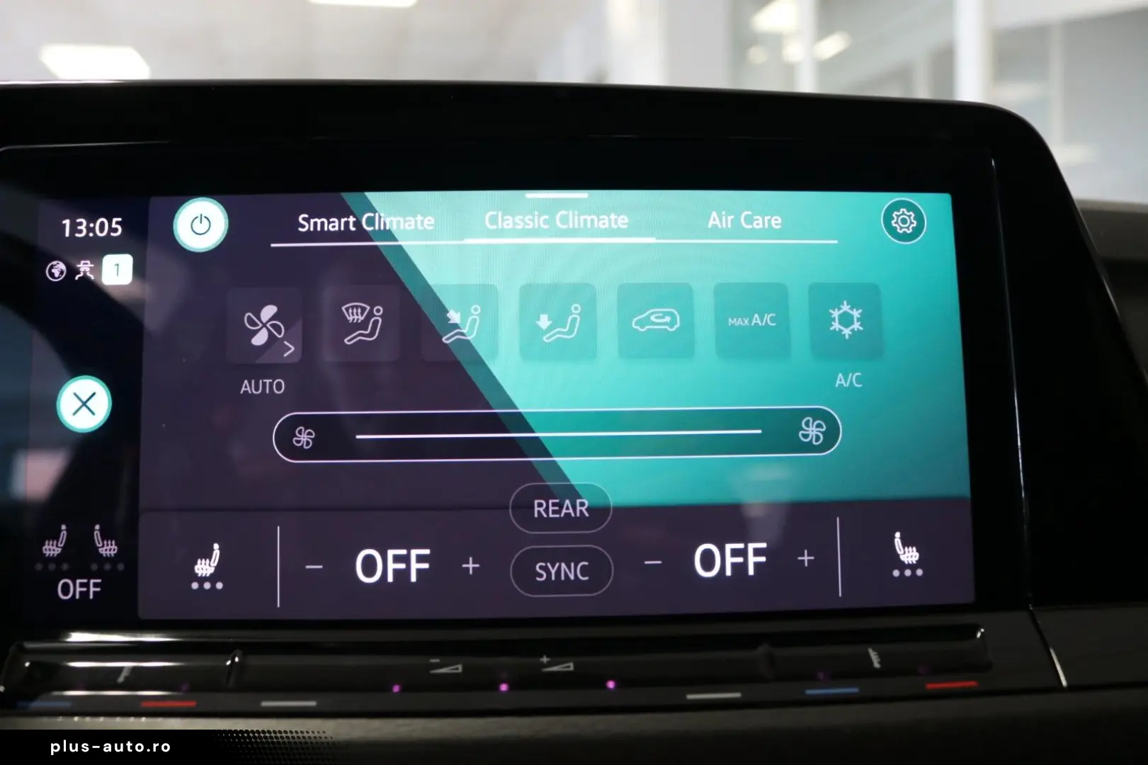 VW Golf VIII GTI Clubsport Black Style HUD Pano