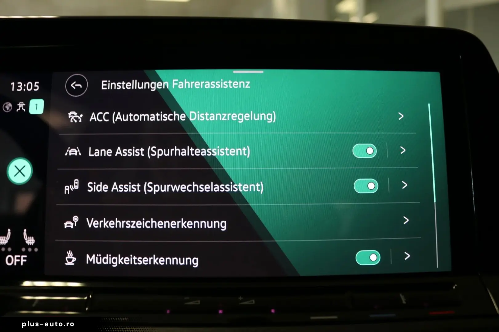 VW Golf VIII GTI Clubsport Black Style HUD Pano