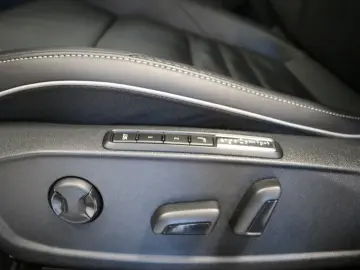 VW Arteon R-Line Matrix Pano 360  Carbon Memory