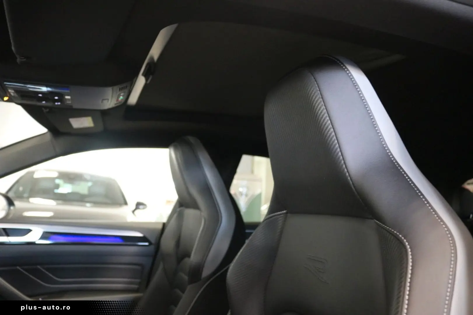 VW Arteon R-Line Matrix Pano 360  Carbon Memory