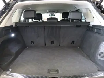 VW Touareg Elegance R-Line Luft AHK Kamera Virtual