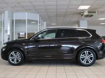 VW Touareg Elegance R-Line Luft AHK Kamera Virtual