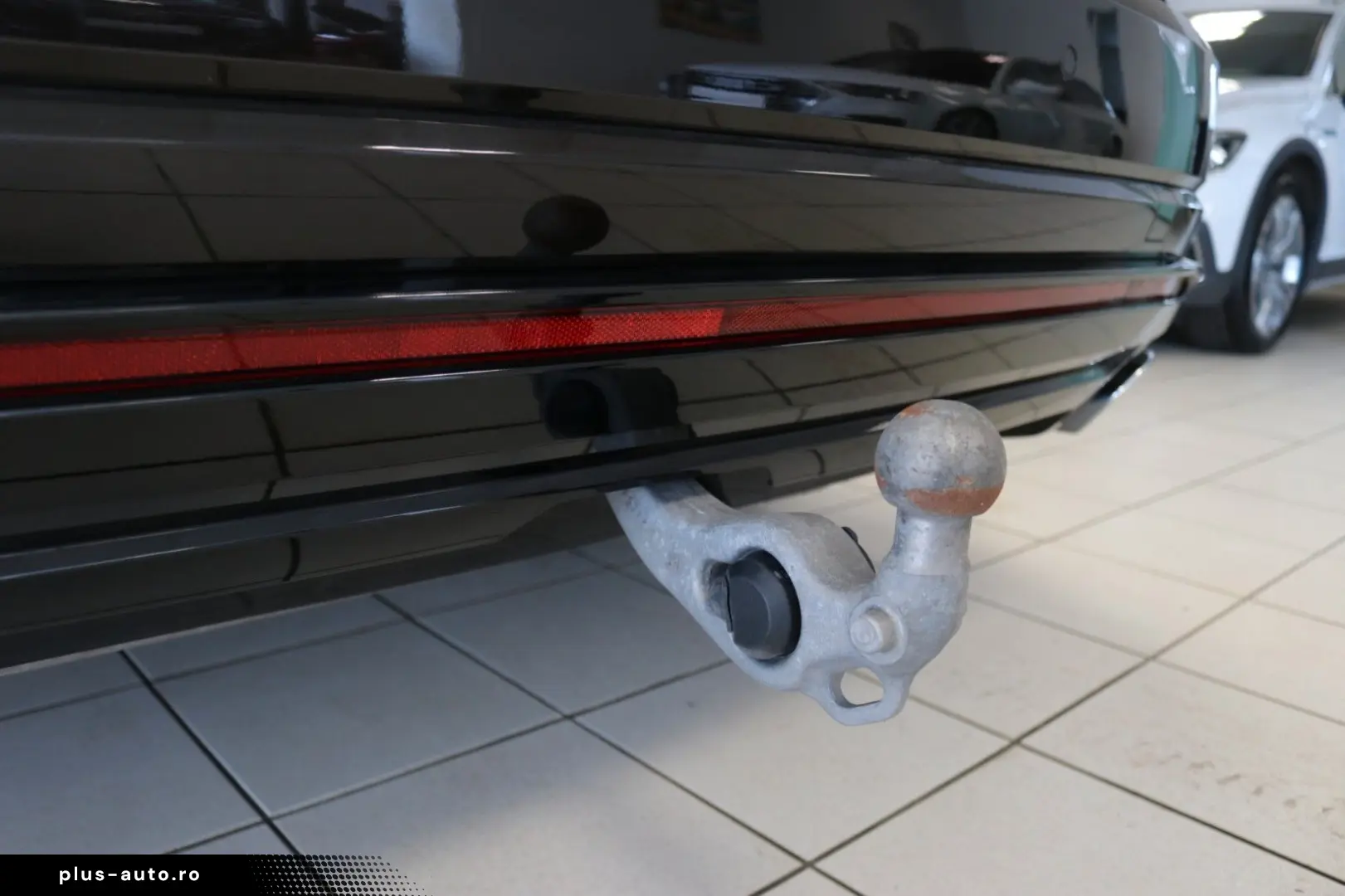 VW Touareg Elegance R-Line Luft AHK Kamera Virtual