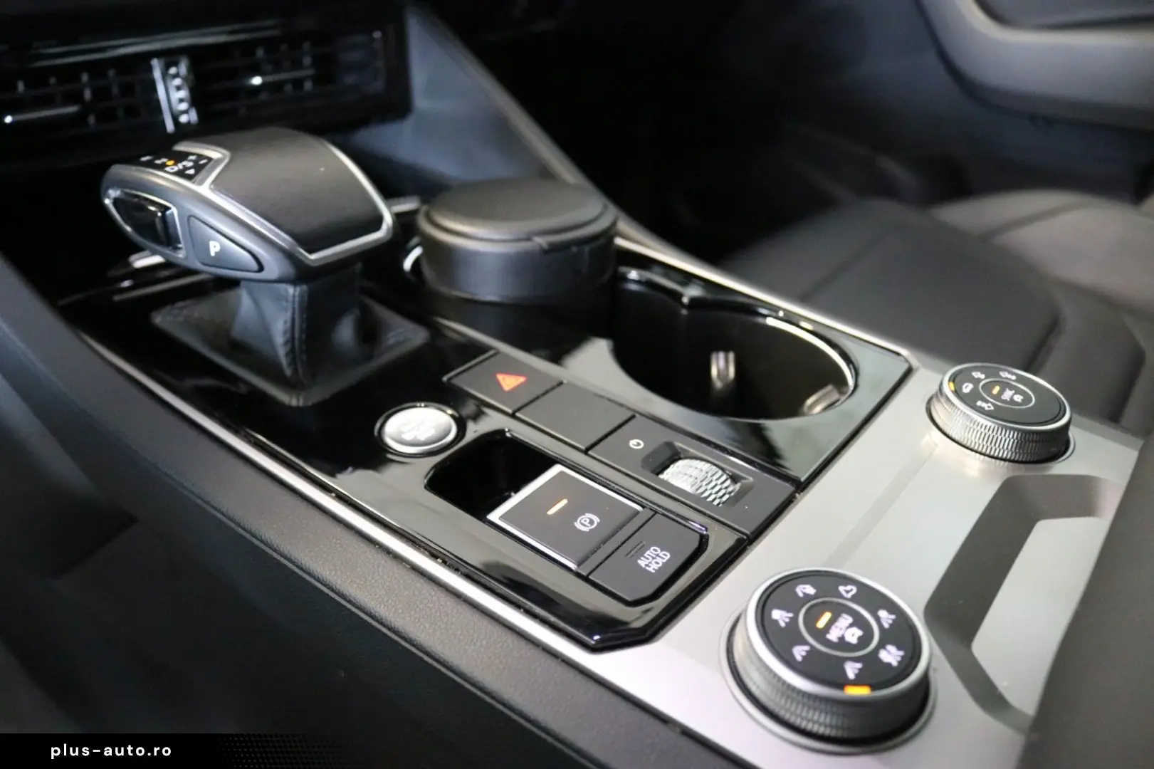 VW Touareg Elegance R-Line Luft AHK Kamera Virtual