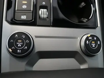 VW Touareg Elegance R-Line Luft AHK Kamera Virtual