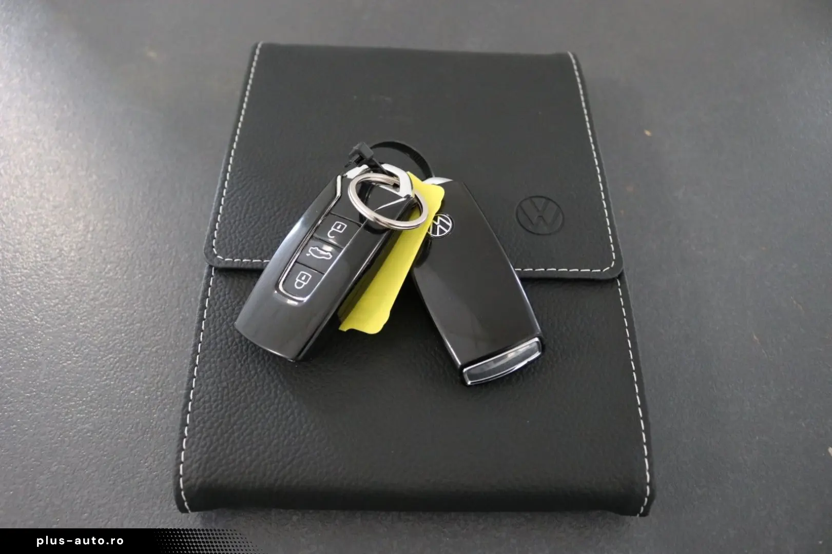 VW Touareg Elegance R-Line Luft AHK Kamera Virtual