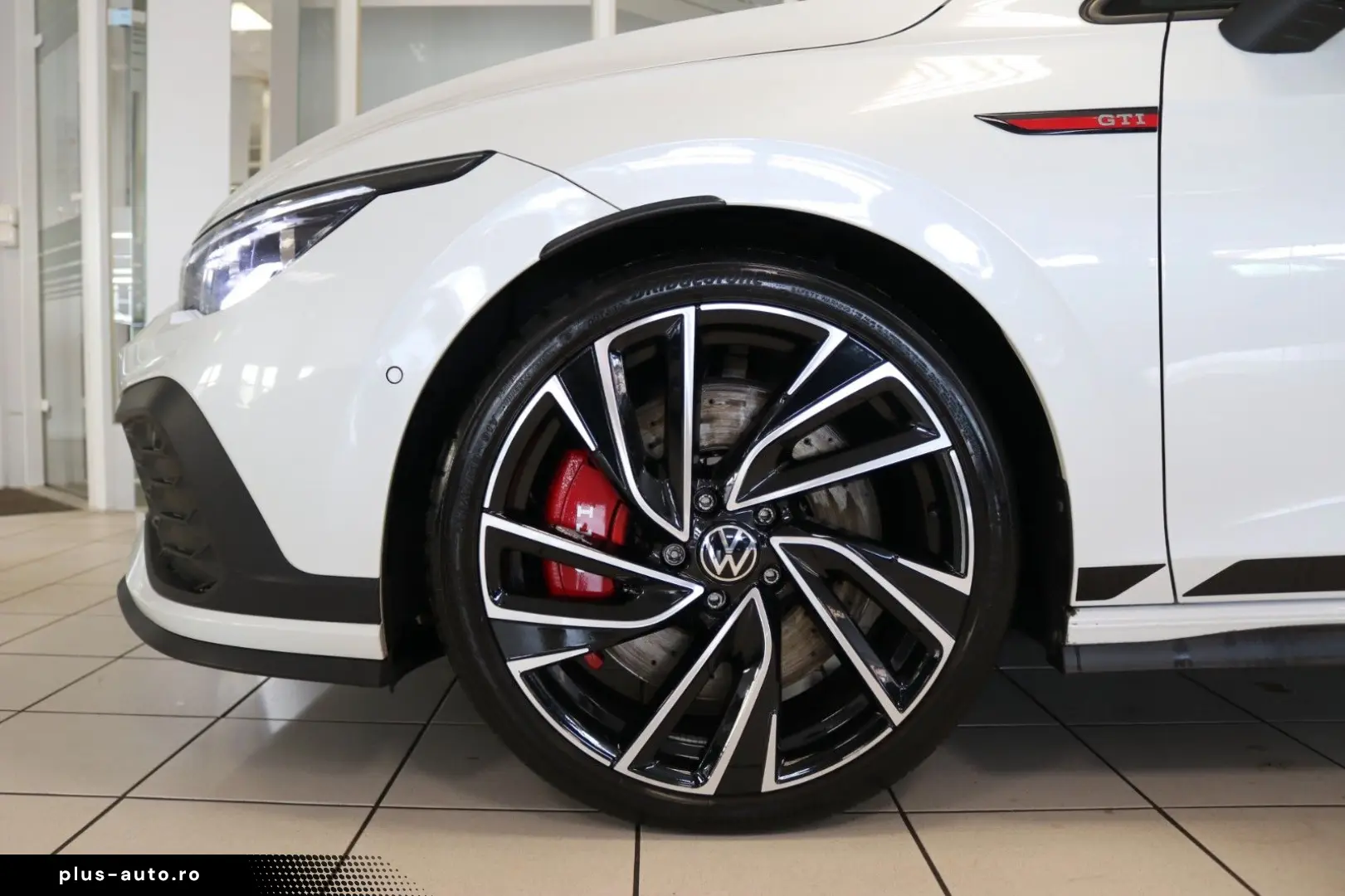 VW Golf GTI Clubsport Black Style Matrix H&K Pano