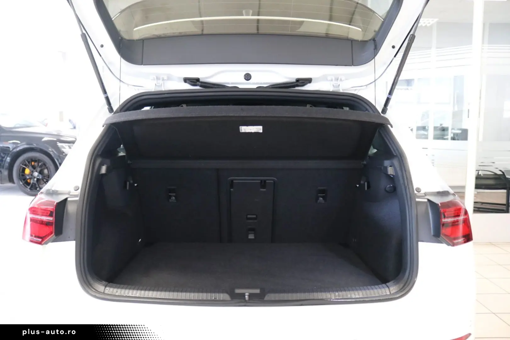 VW Golf GTI Clubsport Black Style Matrix H&K Pano