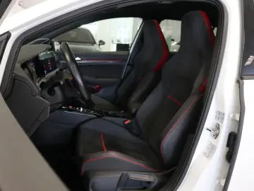 VW Golf GTI Clubsport Black Style Matrix H&K Pano