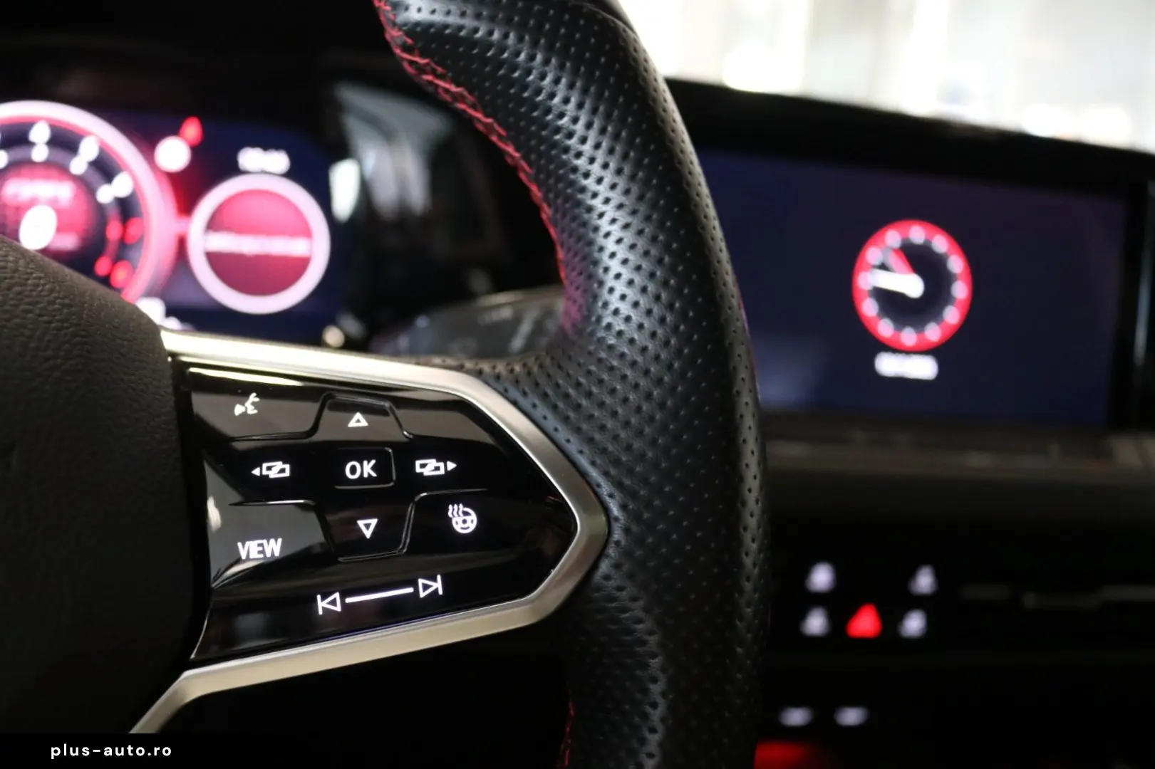 VW Golf GTI Clubsport Black Style Matrix H&K Pano