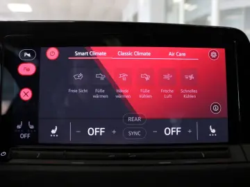 VW Golf GTI Clubsport Black Style Matrix H&K Pano