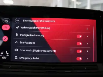 VW Golf GTI Clubsport Black Style Matrix H&K Pano