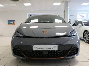 CUPRA Born 150 kW STHZ Keyless Navi ACC Kamera