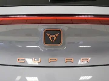 CUPRA Born 150 kW STHZ Keyless Navi ACC Kamera