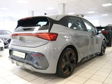 CUPRA Born 150 kW STHZ Keyless Navi ACC Kamera
