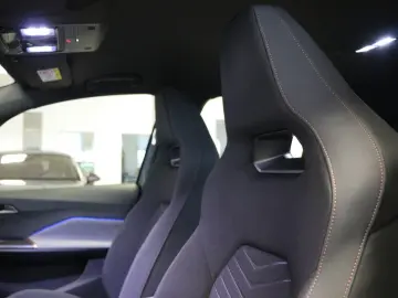 CUPRA Born 150 kW STHZ Keyless Navi ACC Kamera