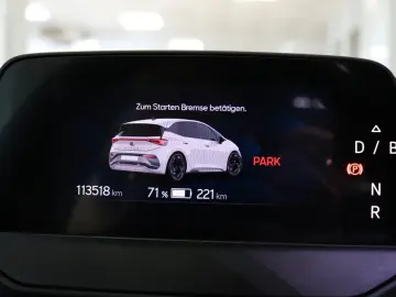 CUPRA Born 150 kW Virtual Cockpit Kamera STHZ LED