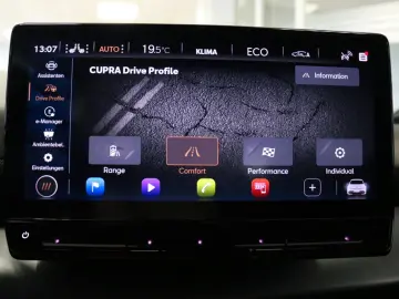 CUPRA Born 150 kW Virtual Cockpit Kamera STHZ LED