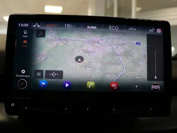 CUPRA Born 150 kW Virtual Cockpit Kamera STHZ LED