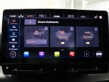 CUPRA Born 150 kW Virtual Cockpit Kamera STHZ LED