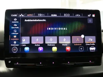 CUPRA Born 150 kW Virtual Cockpit Kamera STHZ LED