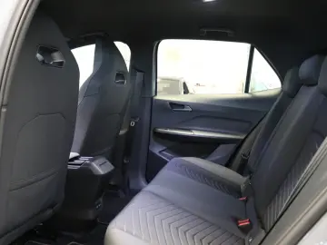 CUPRA Born 150 kW Virtual Cockpit Kamera STHZ LED