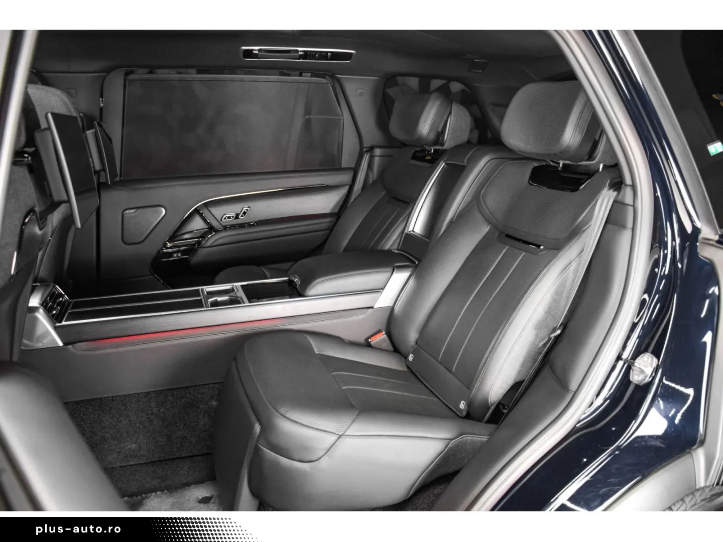 LAND ROVER Range Rover SV P530 4.4 V8 LWB