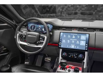 LAND ROVER Range Rover SV P530 4.4 V8 LWB