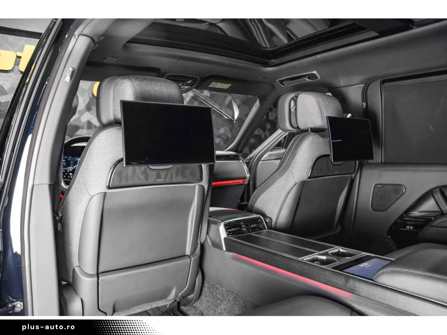 LAND ROVER Range Rover SV P530 4.4 V8 LWB